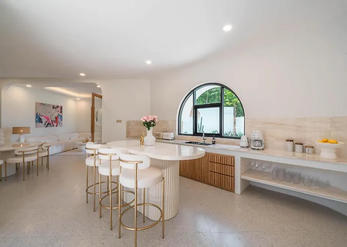 Villa Hawk - Aesthetically Pleasing 4br In *