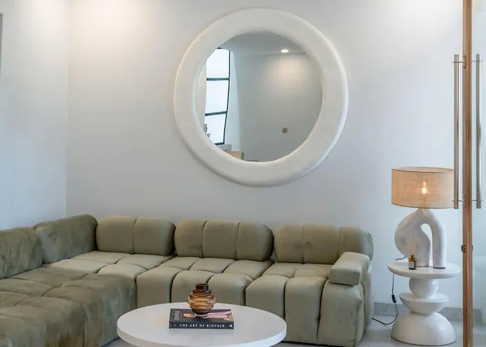Hawk - Aesthetically Pleasing 4br In
