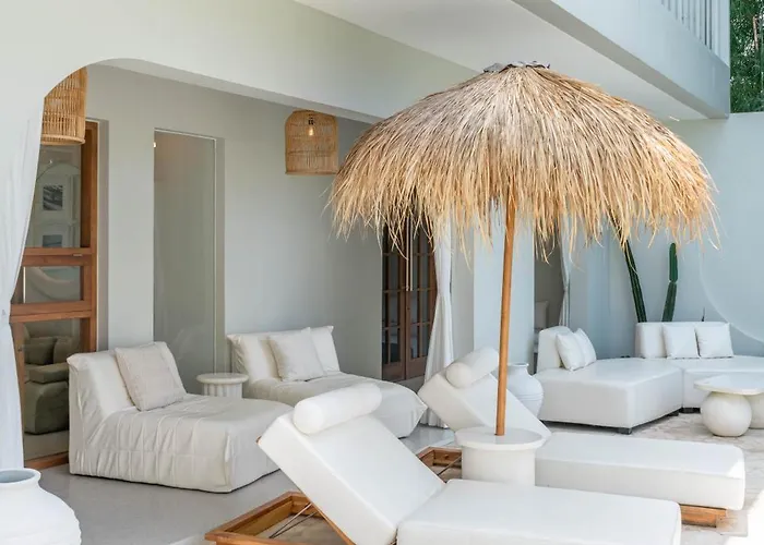 Hawk - Aesthetically Pleasing 4br In Villa *